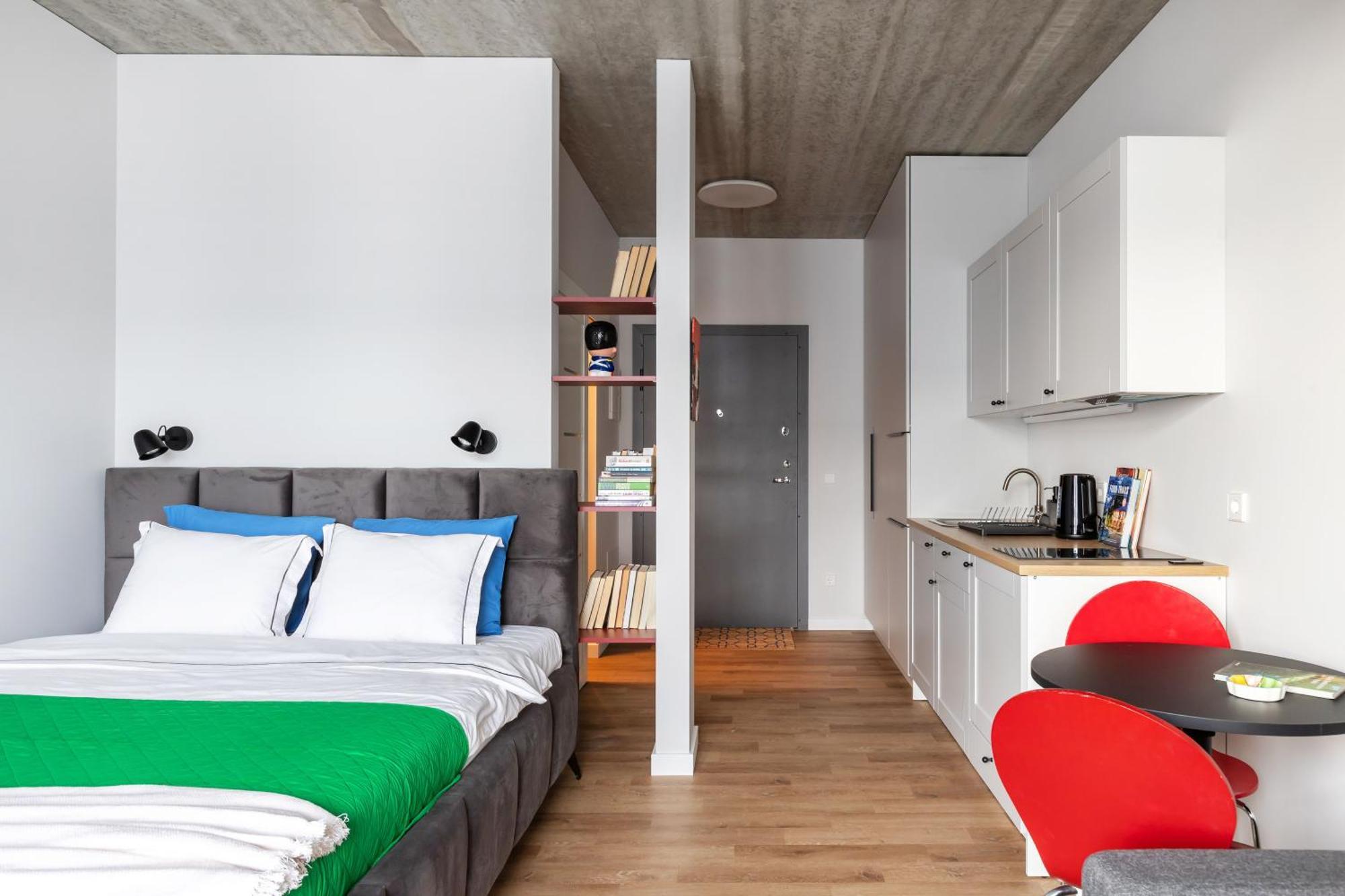 #stayhere - Brand New Colourful Close To Shopping Malls